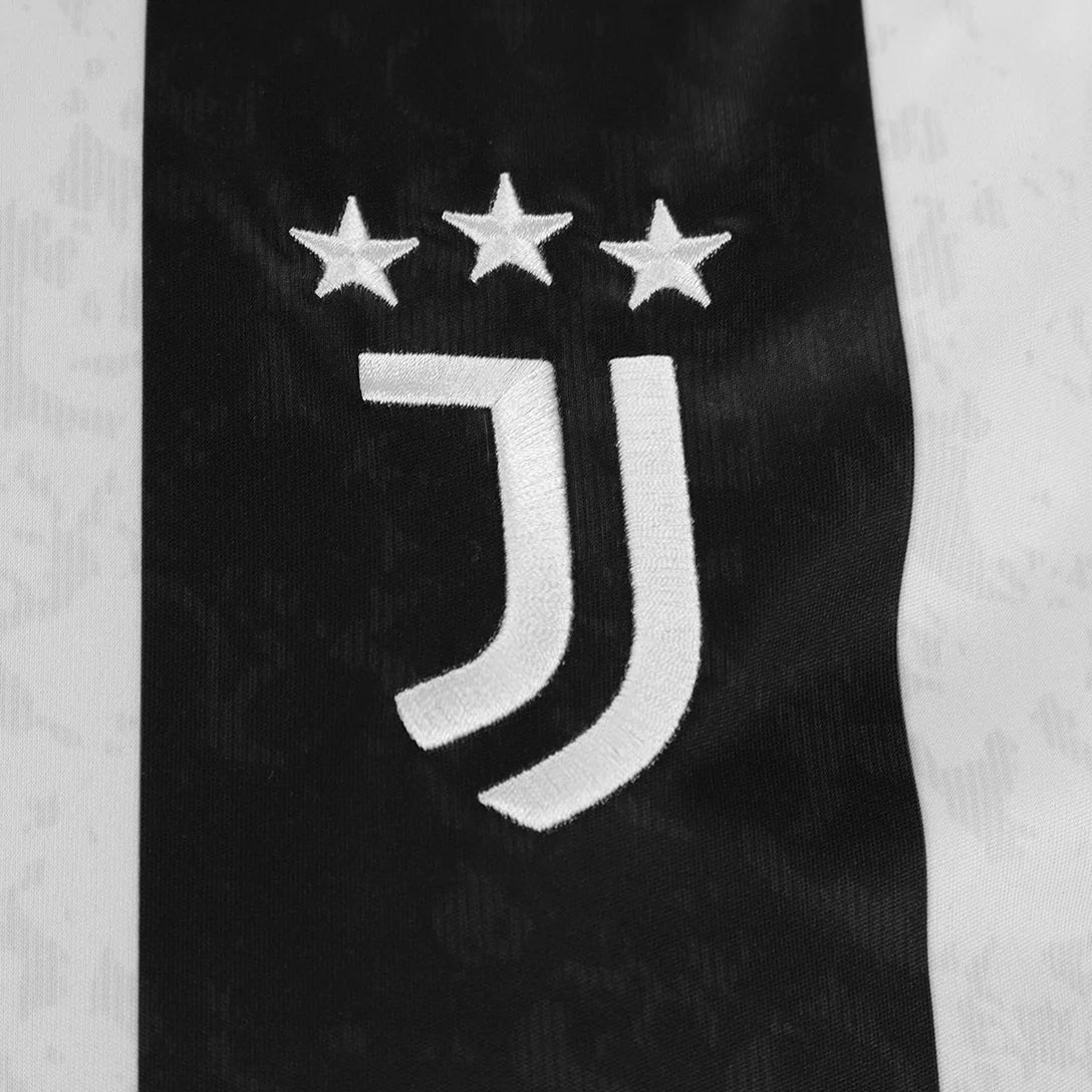 Camisa Juventus Home 24/25 s/n° Torcedor Adidas Masculina - Branco+Preto