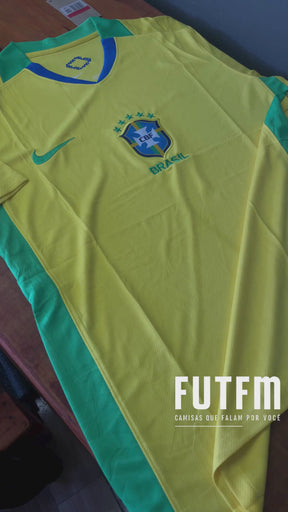 Camisa Seleção Brasileira I 25/26 - Torcedor Nike Masculina - Amarela com detalhes em verde